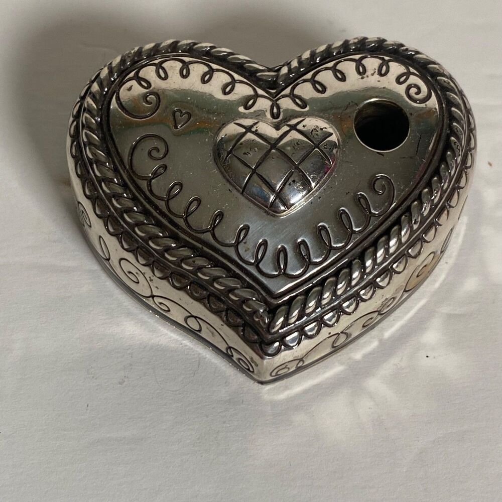 Brighton Heart Silver Tone Pen Holder Paperweight Desk Accessory Romantic Scroll